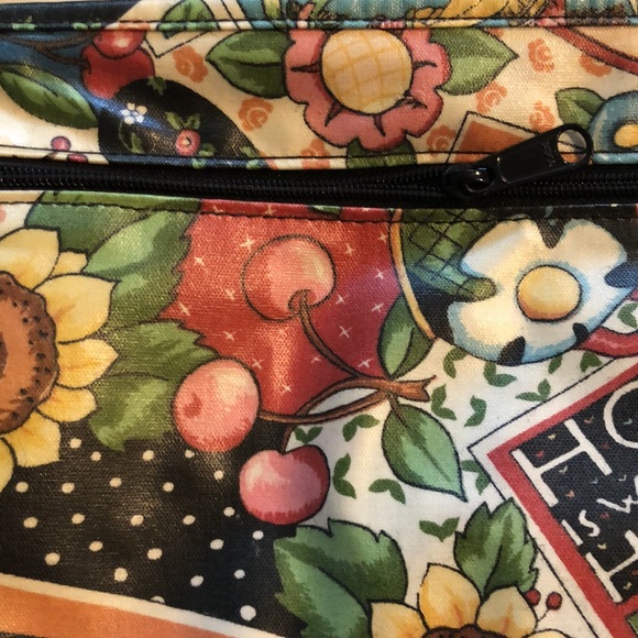 Mary Engelbreit Cosmetic Case by Nordic House Designs. NYC - Picture 11 of 14